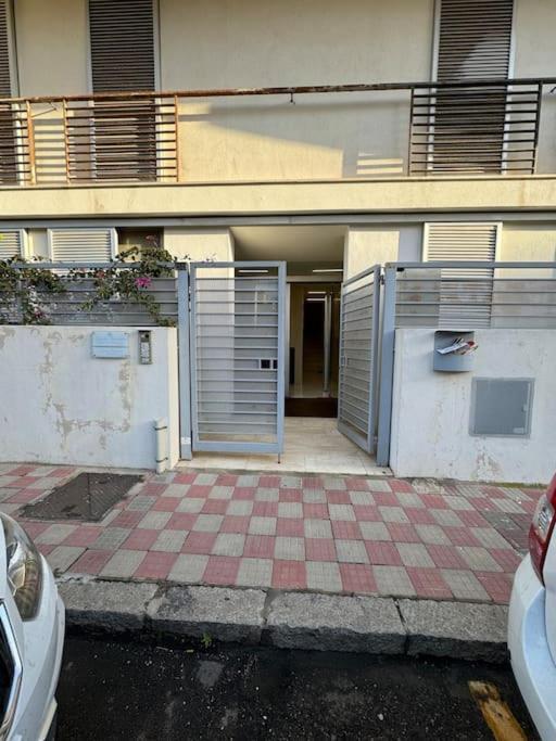 Modern Apartment Giovanni Square Iun Q6922 Cagliari Exterior photo